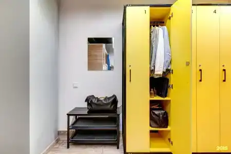 Roomy Hostel - 85