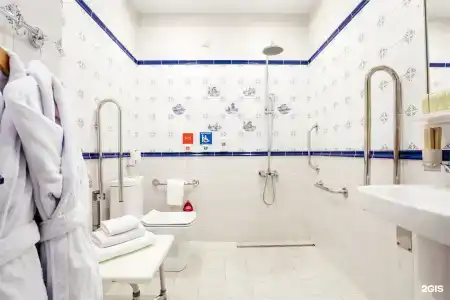 Customs House & SPA - 81