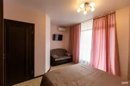 Gold House - 36