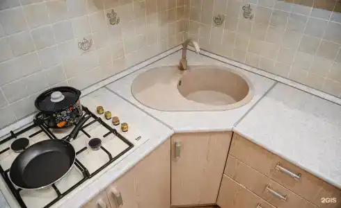 рядом c Кремлём и пл Свободы - 33