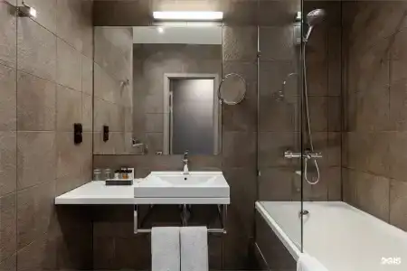 Radisson Sonya - 95