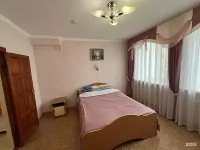 Нефтяник - 10