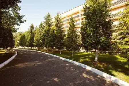 Солнечный - 15