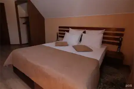 на Шумах - 127