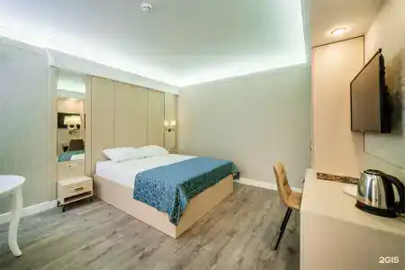 M House - 104