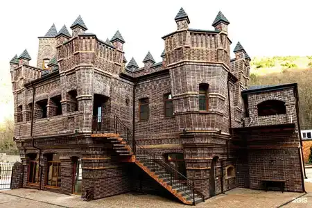 Durso Tower - 1