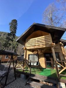 Wood palace - 83