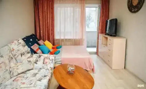 рядом c Кремлём и пл Свободы - 0