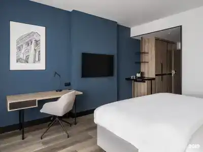 Radisson - 24