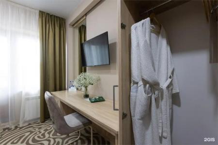 Президент - 107