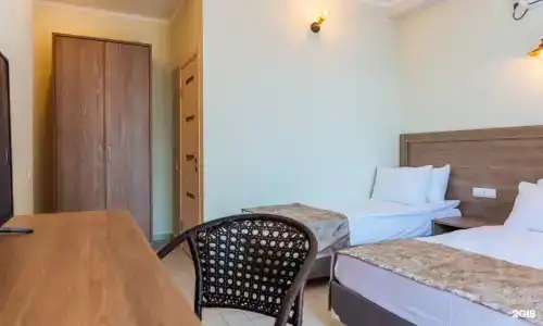 L-hotel - 76