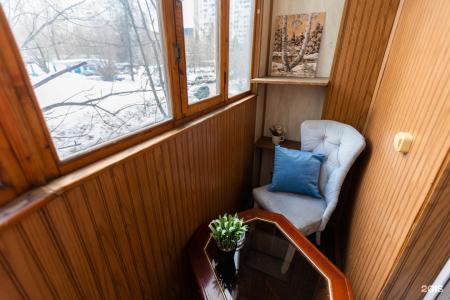 B&B on Novocheremushkinskaya 50 - 21