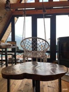 MoonHouse - 12