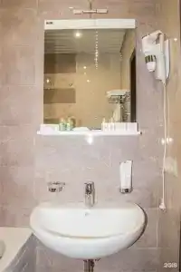 Зара - 102