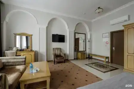 Губернаторъ - 125