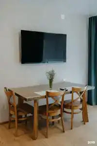 12 месяцев - 6