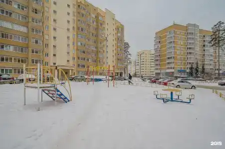 Квартира на Уральских Рабочих 49 - 1