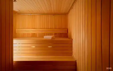 Холидэй Инн - 18