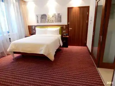 Хэмптон бай Хилтон - 11