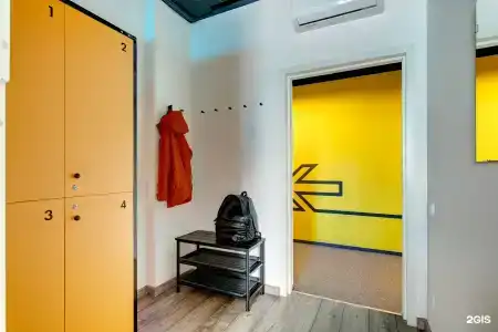 Roomy Hostel - 119