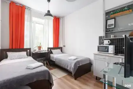 Academ Inn - 173