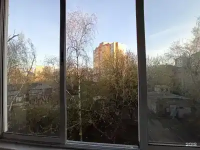 на пл. Свободы - 1