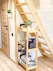 А у реки - 190