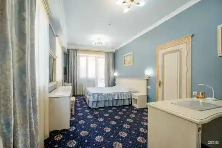 Дельфин - 120