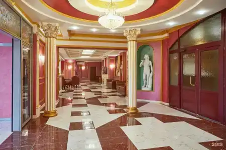 Красная - 2