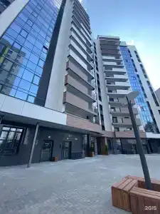 Hampton by Hilton - 8