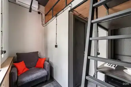 Vertical Boutique - 180