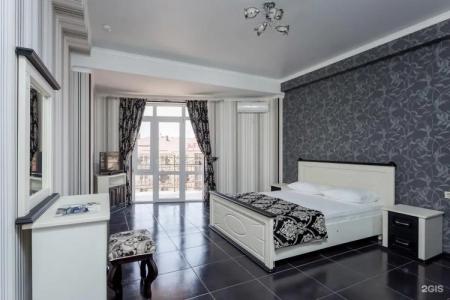 Royal by Undersun - 146