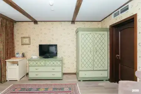 Губернский - 125