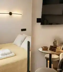 Hospitality Time - 82
