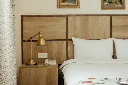 Customs House & SPA - 74