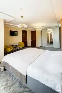 Крестовая Падь - 212