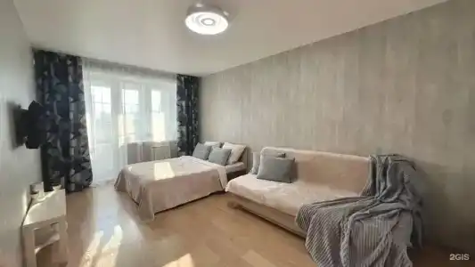 Однокомнатная квартира в центре на Ленинградской 6 - 0