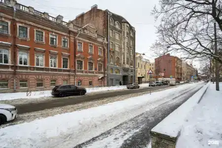 у парка НоваяГолландия с собственными входами - 36