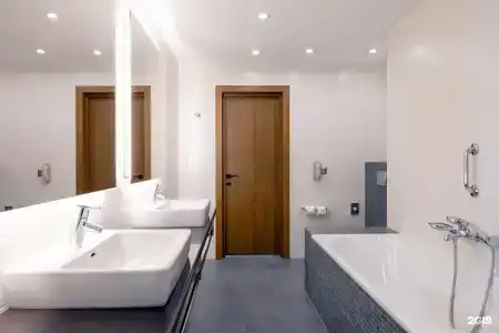 Radisson Blu Hotel - 77