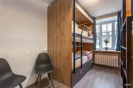 M&DHost - 102