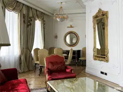 Savoy - 208