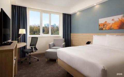 Hampton By Hilton - 42