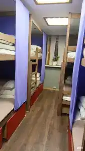Lv.Hostel - 38
