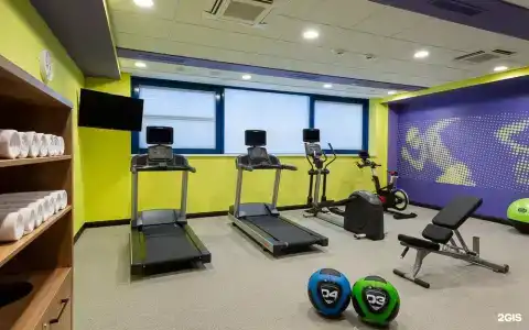 Hampton By Hilton - 8