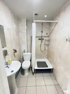 Central House - 84
