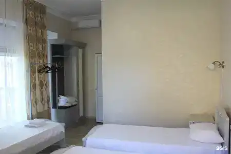 Золотые Пески - 220