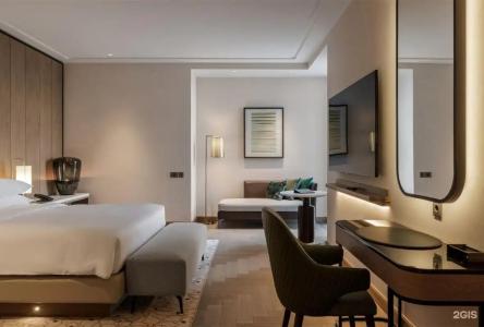 Hyatt Regency - 80