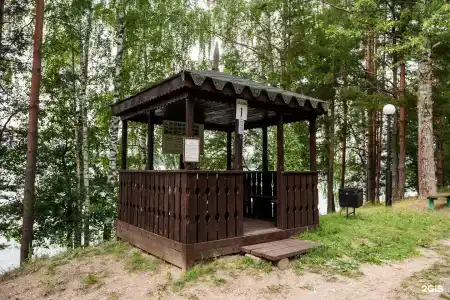 Губернский двор - 13