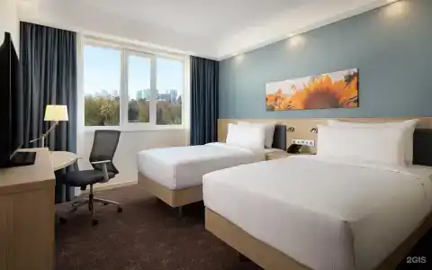 Hampton By Hilton - 19