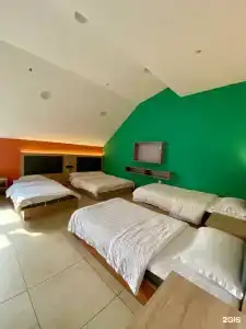 Holiday Capsule - 124